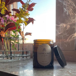 Amber jar vanilla scented coco soy wax candle