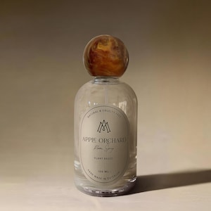 Organic Room and Linen Spray | Air Freshener Mist | Natural, vegan & cruelty free | Hand made in Sweden | Apple Orchard Scent