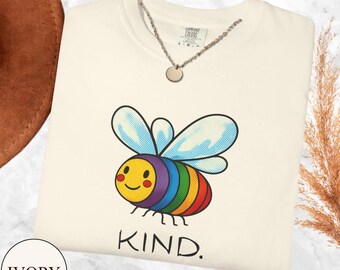 Camiseta Rainbow Bee Kind, camiseta de algodón estadounidense del Mes del Orgullo