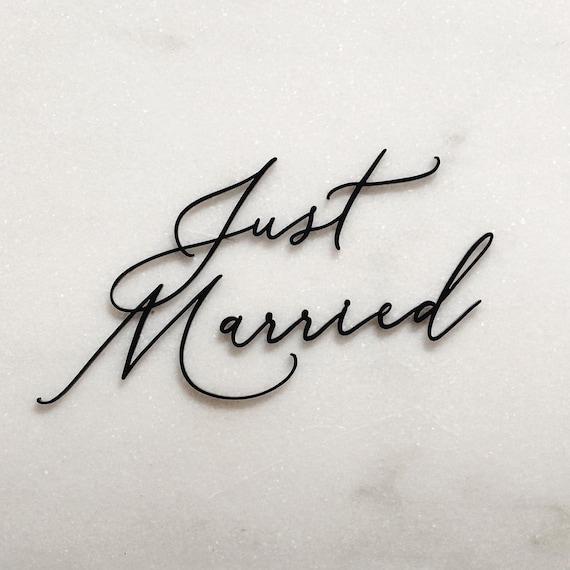 Just Married Acrylic Cake Charm, Elegant Flat Laying Cake Topper
