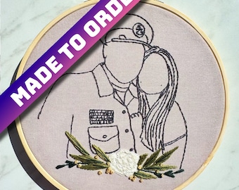 Personalized Custom Photo Line Art- Embroidery Hoop Finished- Modern Hand Embroidery- Custom Pet Outline, Custom Family Outline