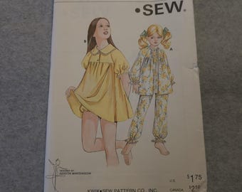 Vintage Kwik Sew 525 Girls Nightgown Pajamas Pattern 8-14 UNCUT 1970s