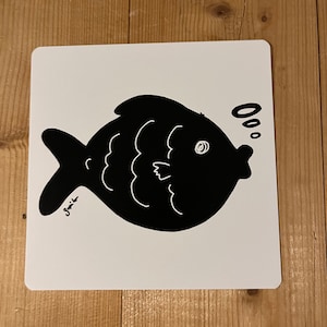 Kontrastkarte 'Fisch' von SapitoBaby für Babys und Neugeborene zur Frühförderung