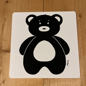 Carte contrastée 'Bear' de SapitoBaby pour bébés et nouveau-nés pour un soutien précoce