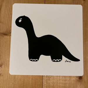 Carte de contraste 'Dino' de SapitoBaby pour bébés et nouveau-nés pour un soutien précoce