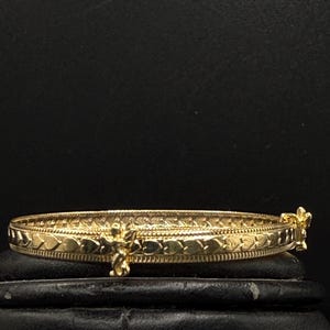 10k Gelbgold Schutzengel Baby Armreif, Kleinkind Geschenk, Kleinkind Schmuck, Baby Schmuck, Baby Geschenk, Baby-Dusche-Geschenk