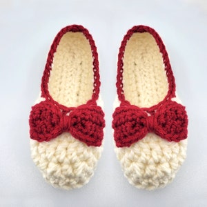 House Slippers, Extra thick, Non Slip Sole, Simply slippers in your choice color, Adult Crochet Slippers, Women slippers, Wool flats.