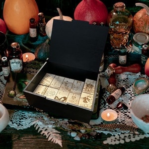 Tarot-Set aus Holz