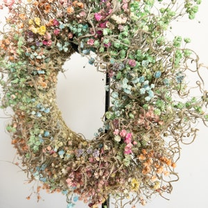 Tie-Dye Baby's Breath Wreath – Vibrant Home Decor Inspired by a Rustic Farmhouse | Spring Accent Grapevine Wreath with Dried Flowers