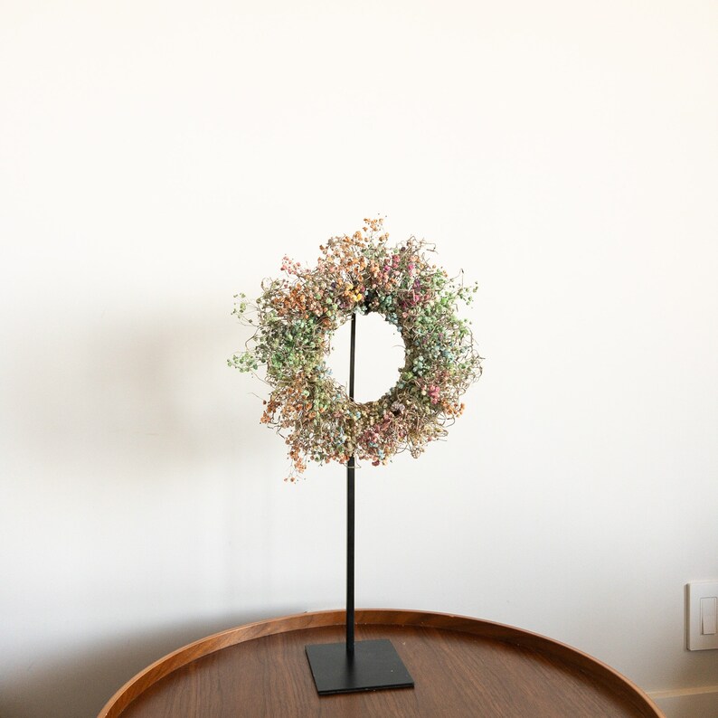 Tie-Dye Baby's Breath Wreath – Vibrant Home Decor Inspired by a Rustic Farmhouse | Spring Accent Grapevine Wreath with Dried Flowers