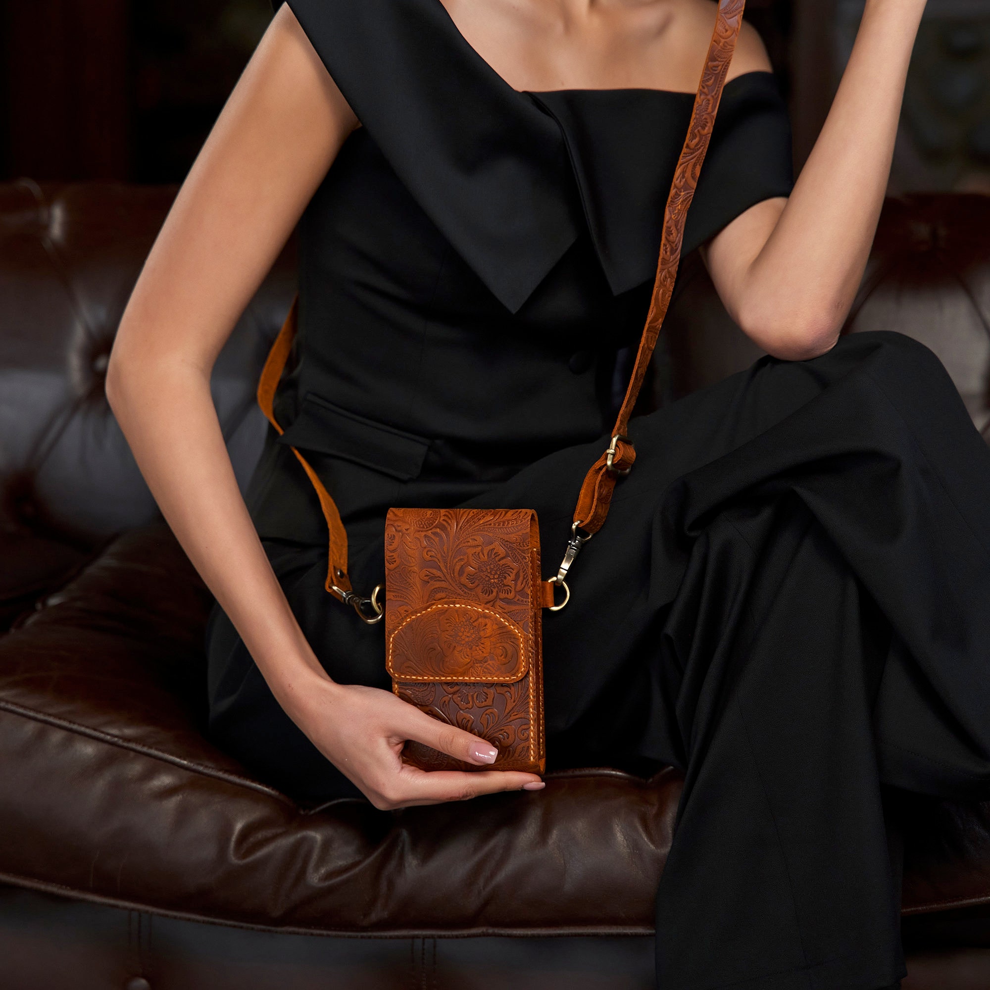 Leather crossbody phone purse store