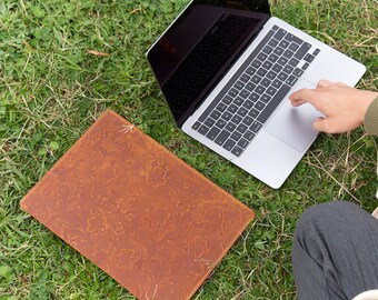 Personalized Leather MacBook Case for MacBook Pro, Air, 13, 14, 16 Inch | Engraved MacBook Cover | MacBook Sleeve Holder | Christmas Gift