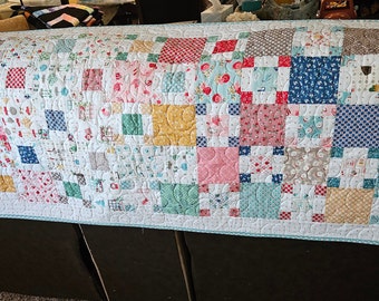 Hähnchen Salat Tischläufer