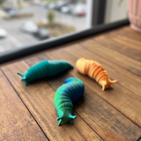 Fidget Toy | 3D Printed Articulated Slug