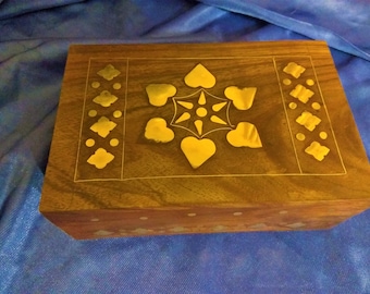 New wood and brass heart design jewellery box UK seller