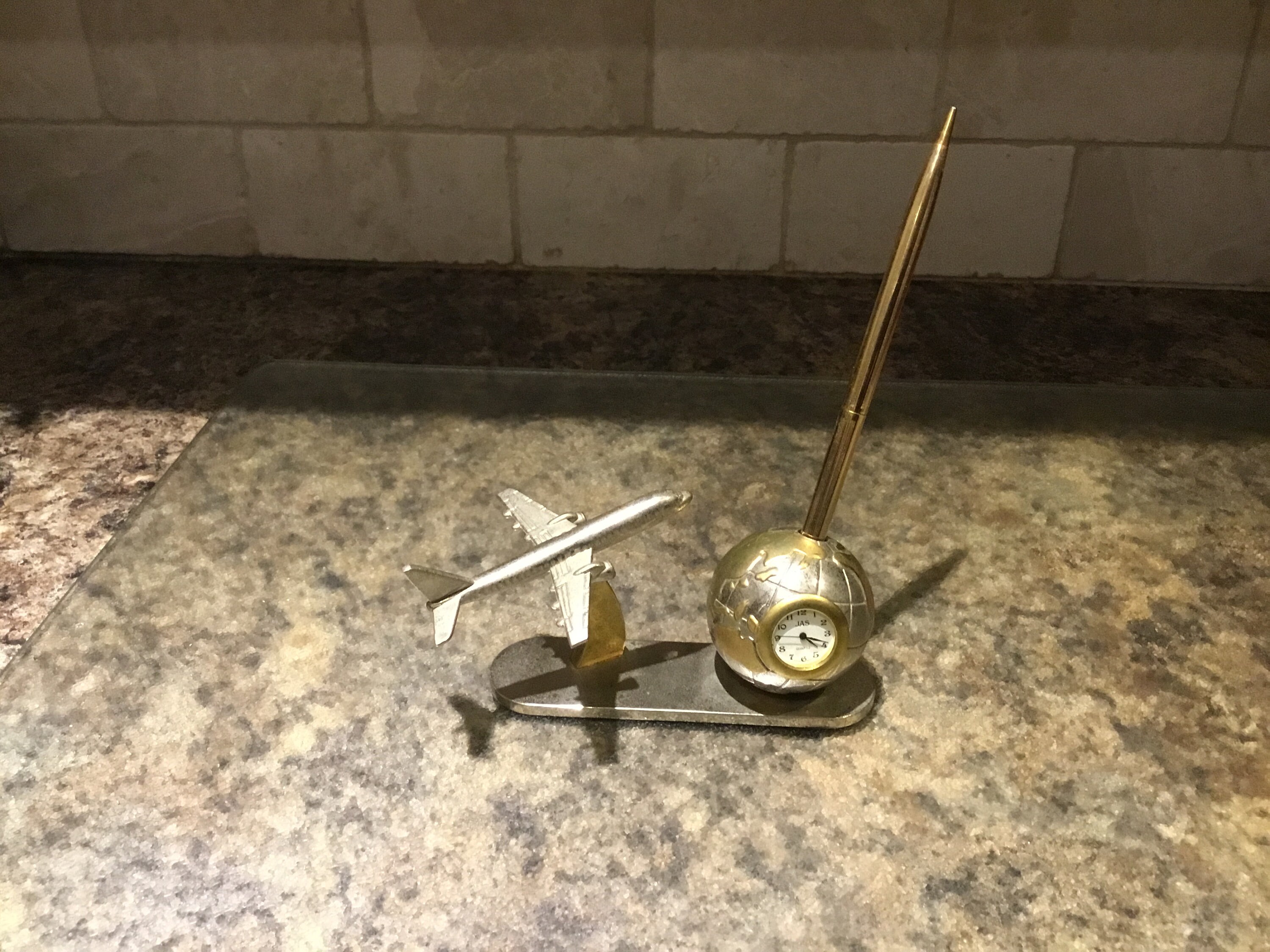 Coleman Lantern brass filler (JAS) Coleman Lantern brass filler (JAS)
