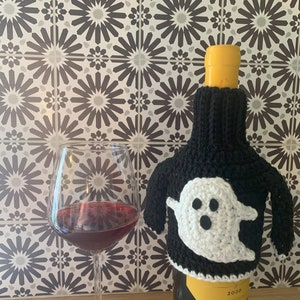 Crochet Ghost Wine Bottle Sweater: Glow in the Dark Halloween Cozy