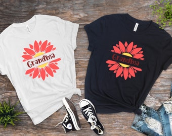 Grandma Shirt, Grandma Gift, Grandma T-shirt.  Grandma Sunflower Women's Tee