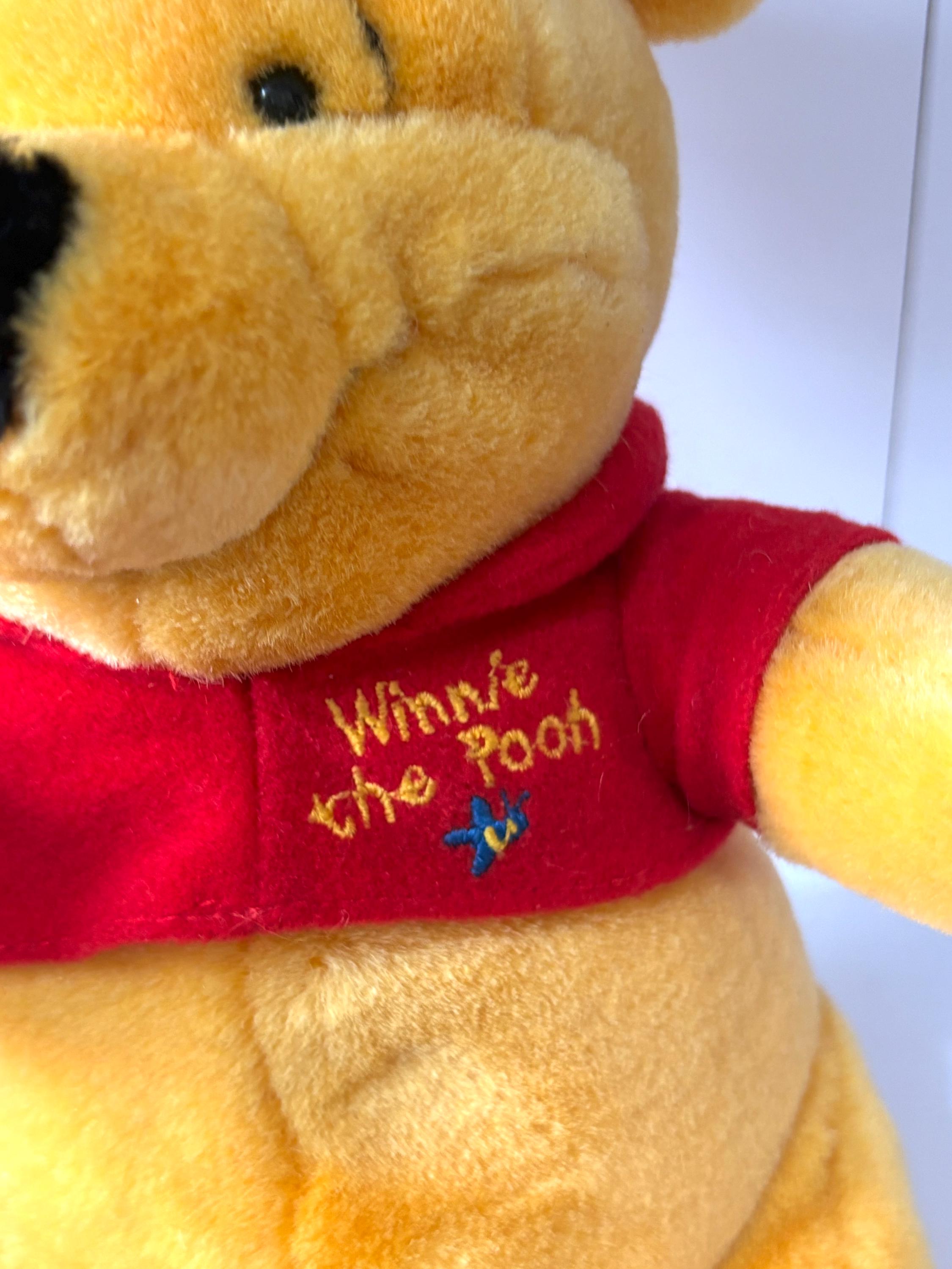 1990年代ヴィンテージのくまのプーさんぬいぐるみ（タグ付き