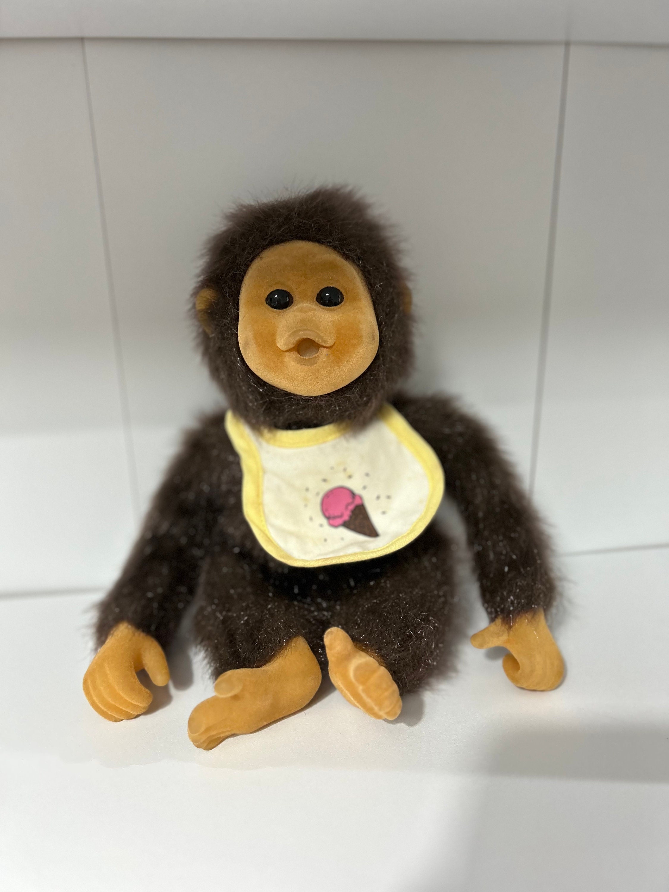 Little Monkey Lost in Bib by Hosung - Squeaking Sounds