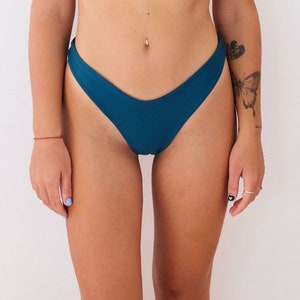 BIKINI TANGA BRASILERO tiro alto double face couleur liso simple surf beachwear maillot de bain sexy bikini sensuel sport assez malade