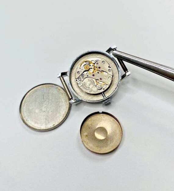 Mechanical Watch Zarya PERESTROIKA Soviet Propaga… - image 10