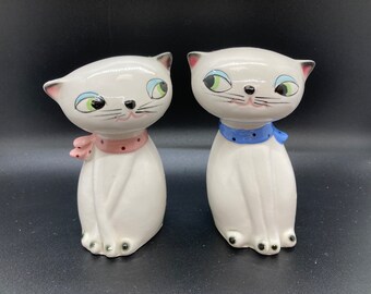 Holt Howard Cozy Kittens salt and pepper shakers, anthropomorphic, Stamped 1961