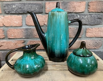 Blue Mountain Pottery Tea Pot, Creamer and Sugar Set