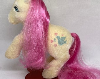 Vintage “Truly”. Hasbro My Little Pony G1 So Soft Pony. Flocked. 1987. Comes with replacement stand.