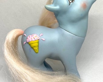 Vintage “Coco Berry” Hasbro My Little Pony G1 Unicorn. Sundae Best Pony. 3D Cutie Mark. 1987.