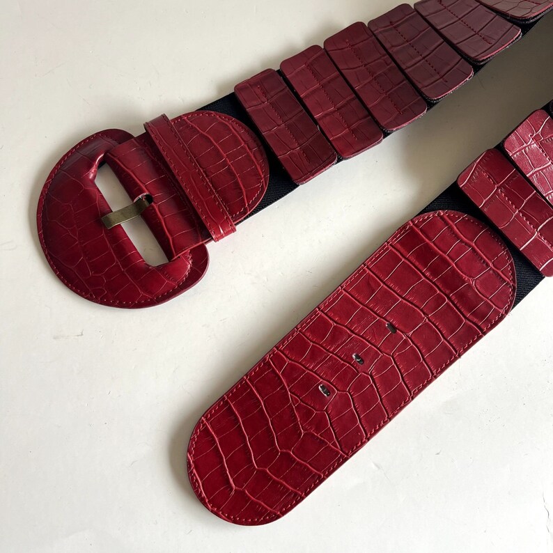 Vintage Red Vegan Leather Croc Scale Thick Wide Elastic Belt Small image 8