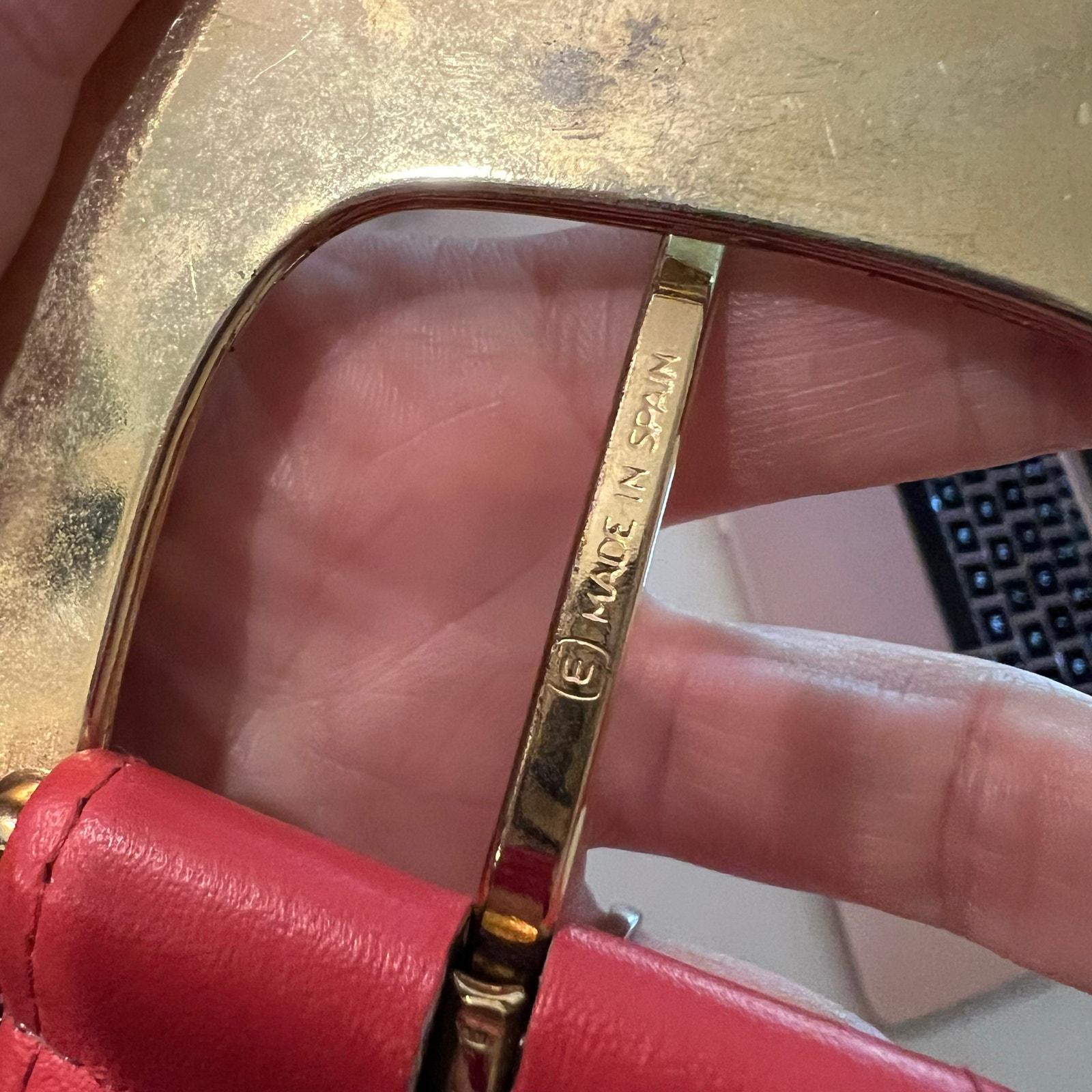 CARLISLE Vintage Leather XL Red Belt W/Hammered Gold Tone Disks Statement Buckle Vintage Carlisle Red Leather Belt With Gold Chain Buckle 34  main image 2