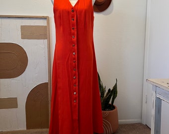 Vintage 70er Jahre Ärmelloses Midi Kleid mit Knöpfen, Orange und Gold