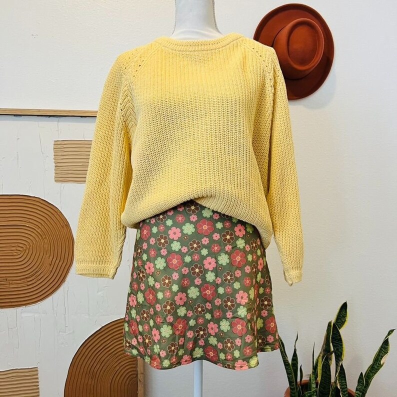 Vintage Oversized 90s Pale Yellow Chunky Cotton Pullover Sweater image 1