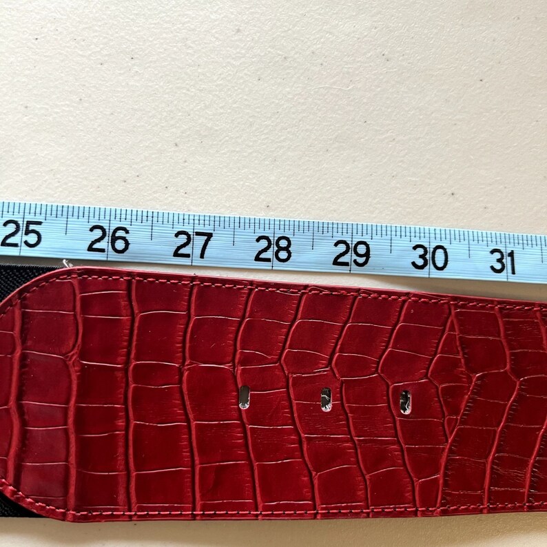 Vintage Red Vegan Leather Croc Scale Thick Wide Elastic Belt Small image 6