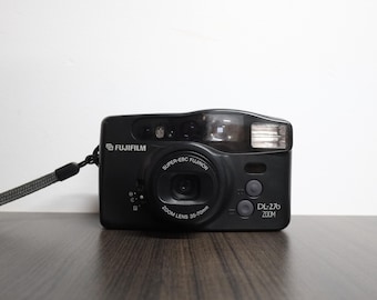 ミノルタ AF-Tele Super 35mmフィルム用ビンテージコンパクトカメラ