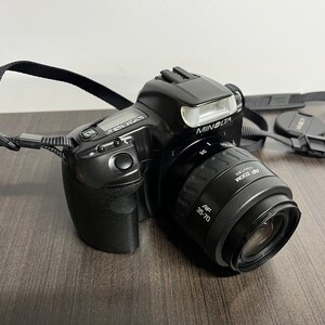 Minolta Maxxum 300si 35mm Film Camera