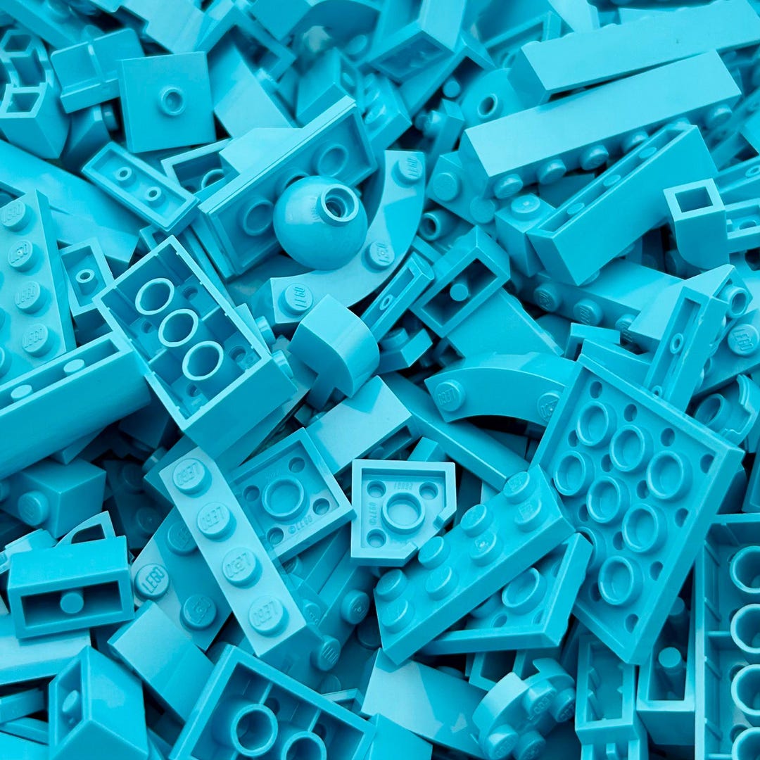 Medium Azure LEGO 50 Pieces Random - 100% Genuine LEGO Pieces