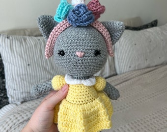 kitten, cat, crochet kitten, crochet cat, crochet stuffie, crochet plushie, stuffed kitten, baby shower gift, children's gift, amigurumi