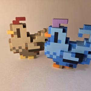 Stardew Valley Chicken – Collectible Fan Art with Removable Legs, Desk or Shelf Display