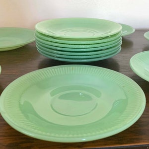 Jadeite &quot;Jane Ray&quot; Saucers - Anchor Hocking Fire King - Excellent condition