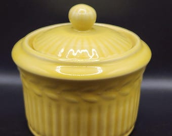 Vintage Butter Yellow Pottery Small Lidded Canister or Lidded Sugar Bowl, Marked USA, possible Mccoy or Shawnee?