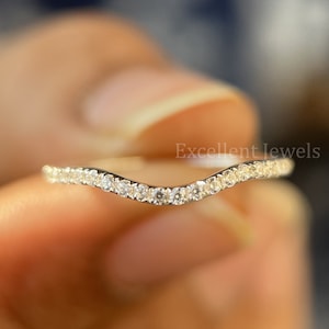 Jonc de diamants incurvés de 1,30 mm en or blanc massif Jonc empilable assorti en or massif 14 carats Rehausseur d&#39;anneaux incurvés Alliance simple et délicate