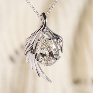 Antique Peacock Style Pear Diamond Pendant Pear Lab Grown Diamond Pendant Neckless Pear Lab Diamond Pendant For Her Anniversary Gifts