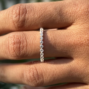 Sharded Prong Moissanite Wedding Band Women Round Full Eternity Band White Gold Engagement Ring Vintage Stacking Matching Band Bridal Ring