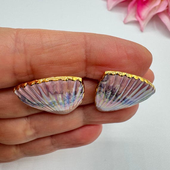 Vintage Handmade Ceramic Shell Stud Earrings Irid… - image 3