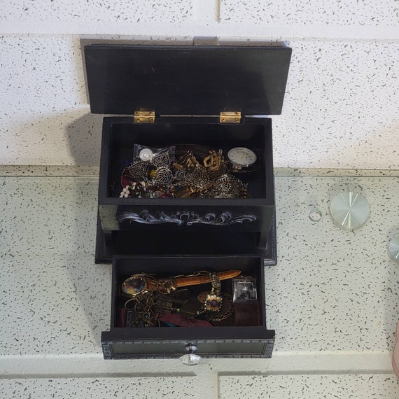 jewelry box or wooden storage/Jewelry Box / Jewel… - image 3