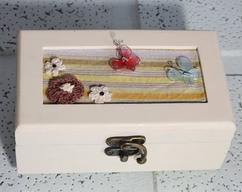 Vintage antique wooden jewelry box