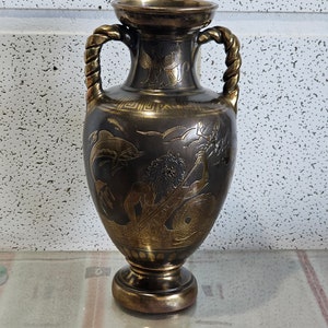 Stor sällsynt grekisk urna i terrakotta, fakiolas i brons och guld, antik panathensk terrakotta, pris, amfora, Grekland.