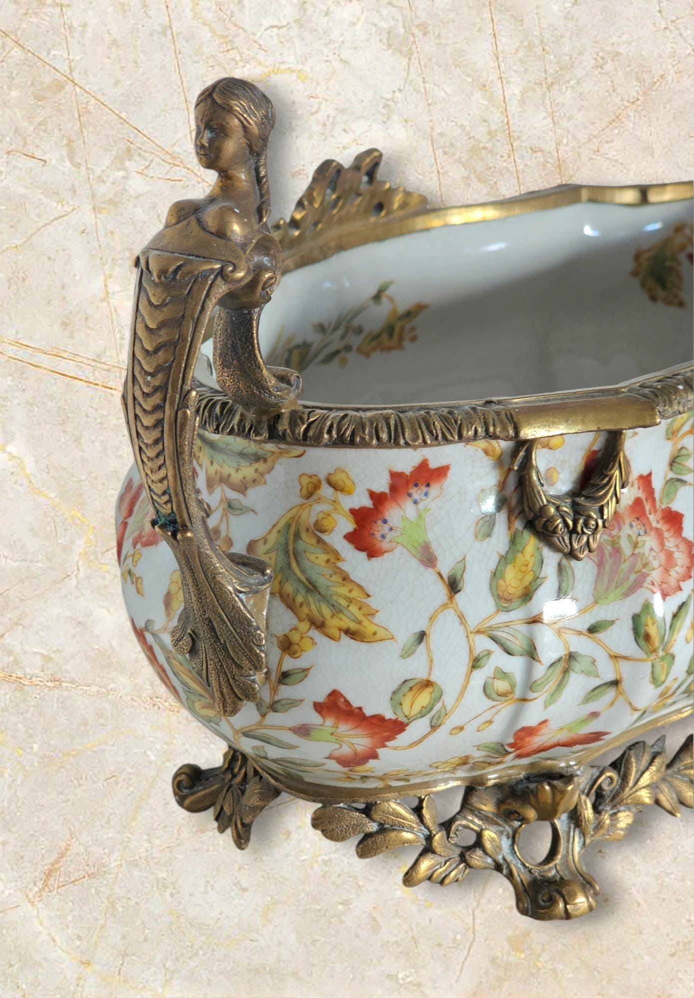 WL 1895 ウォン・リー磁器 ブロンズ 豪華な大きなボウル WWTT372 WL 1895 ウォン・リー磁器 ブロンズ 豪華な大きなボウル WWTT372